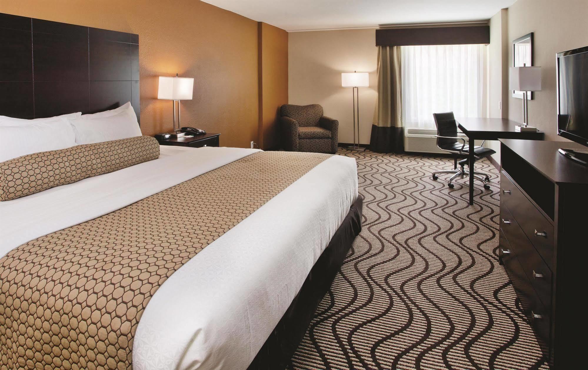 La Quinta By Wyndham Knoxville Central Papermill Buitenkant foto